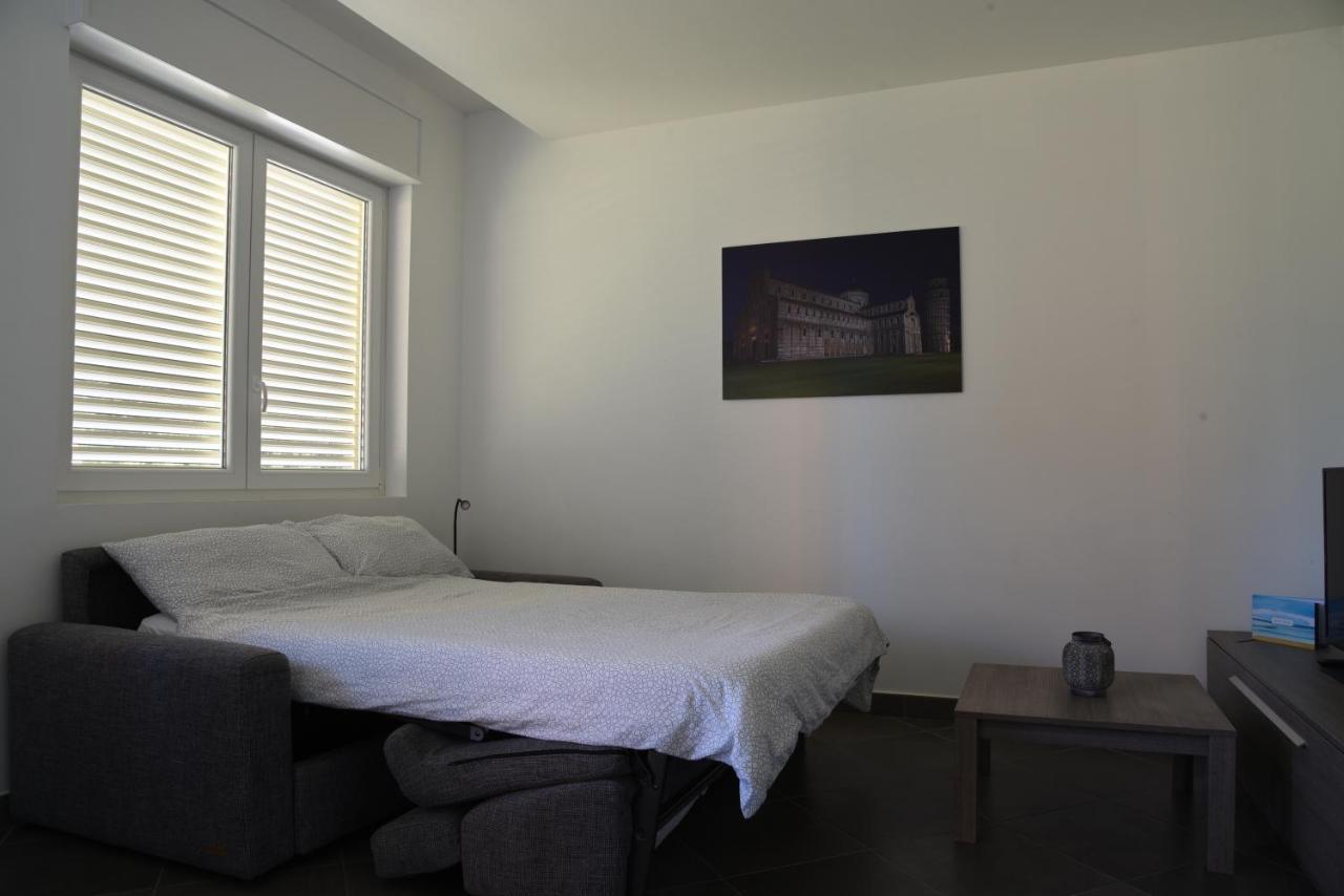Residence Il Piviere App 7 With Private Garden Calambrone Exterior foto